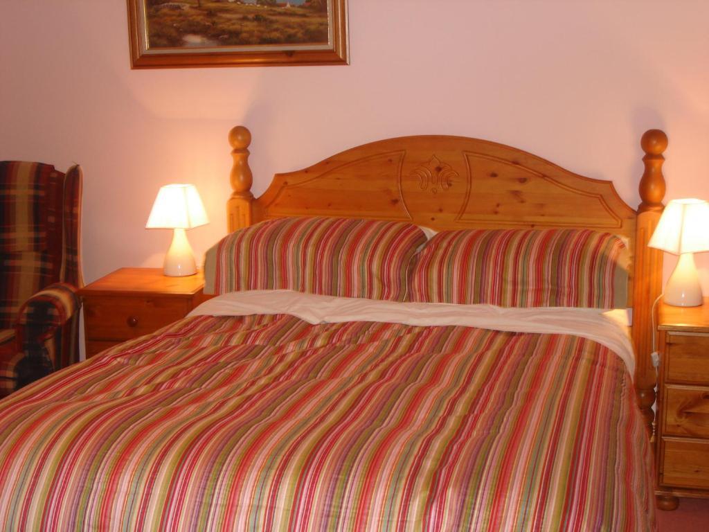 Rosmo House B&B Westport Room photo